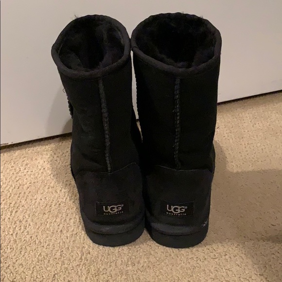 Women’s UGG Classic Short II Black Boots, Size 9 - Picture 3 of 6